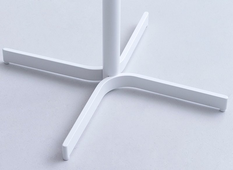 XT table | by interiors Tokyo ONLINE STORE