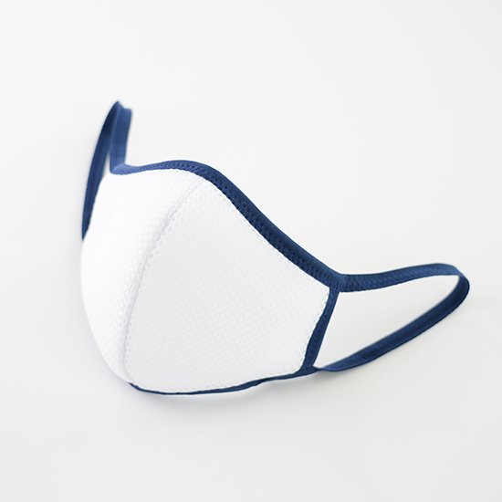 3D立体布マスク　立体メッシュマスク　キッズ　ホワイト　抗菌・抗ウイルス