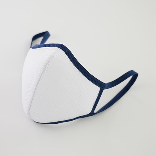 3D立体布マスク　立体メッシュマスク　レディース　ホワイト　吸水・速乾