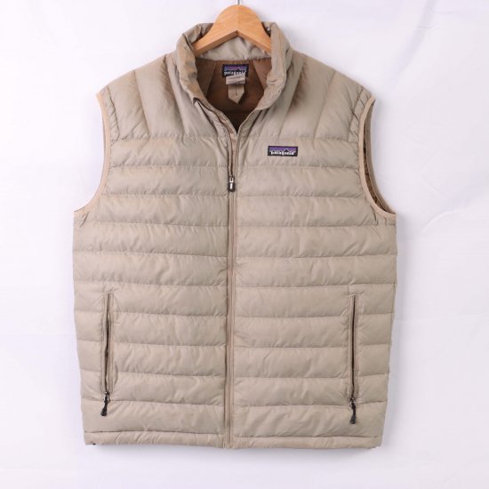 中古】Patagonia(パタゴニア)メンズダウン【ベスト】Mグレー灰色(古着)j73