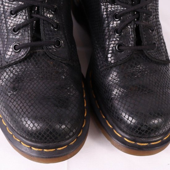 【中古】dr.martens(ドクターマーチン)メンズ8ホール【UK6】24.5cm-25.0cmヘビ柄黒ブラックdh3957