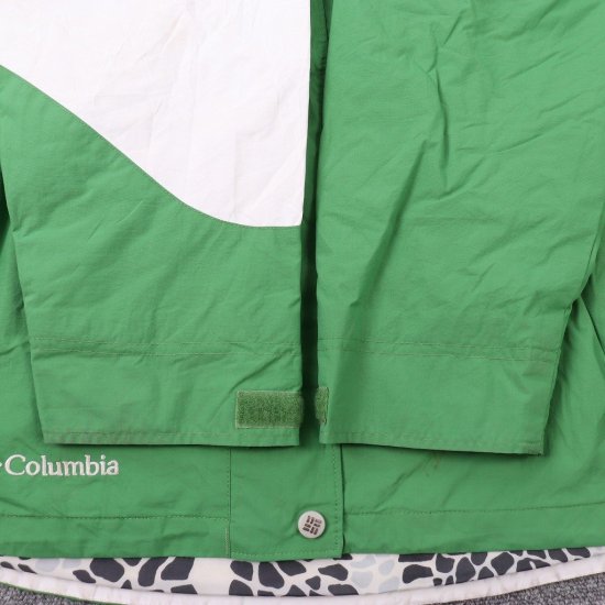 【中古】Columbia(コロンビア)メンズMアウトドアジャケットマウンテンパーカー90s90年代【ナイロンジャケット】緑白(古着)nl96