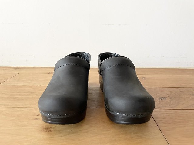 dansko ダンスコ / professional プロフェッショナル オイルドレザー Black Oiled - SALT