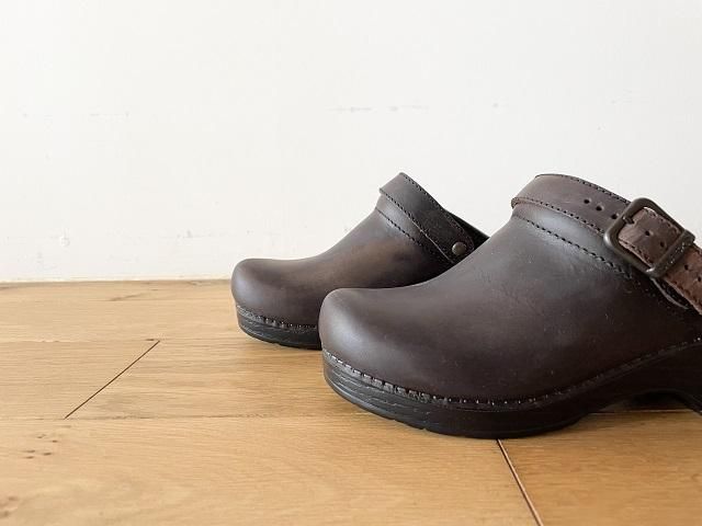 【最終価格・新品】Dansko Ingrid クロッグブラウン 国内正規品36 dansko 正規品 ダンスコ イングリッド ingrid サボ クロッグ 靴