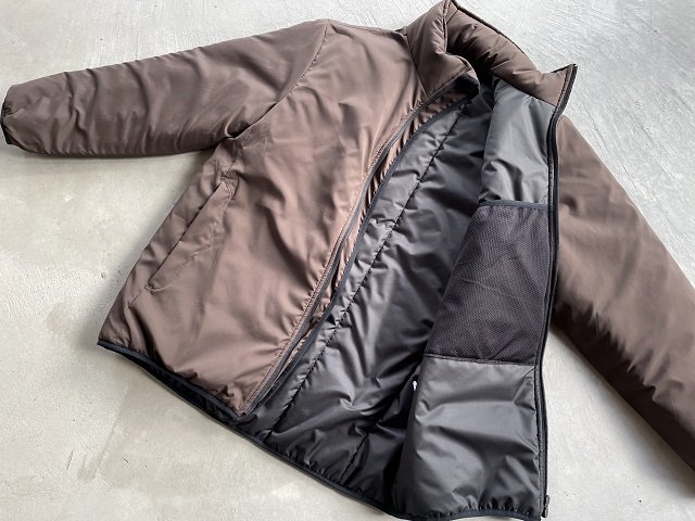 SOUTH2 WEST8 / Insulator Jacket - Poly Peach Skin brown - SALT