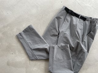 GOLDWIN ゴールドウィン / One Tuck Tapered Stretch Twill Pants AP