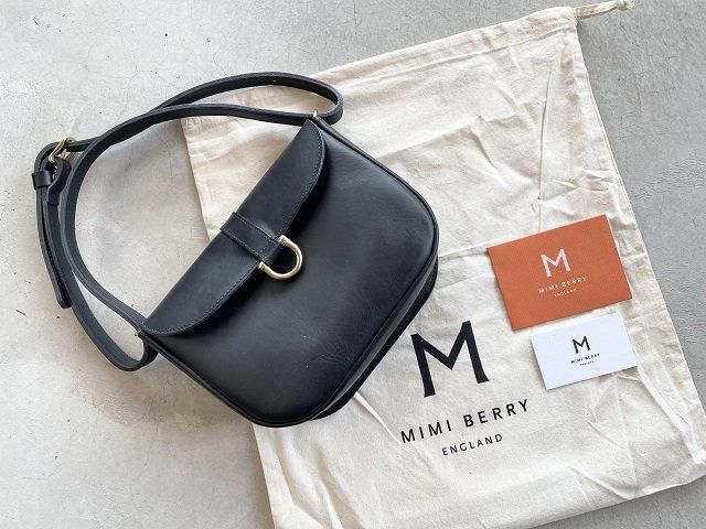 Mimi ミミ / DAPHNE black - SALT