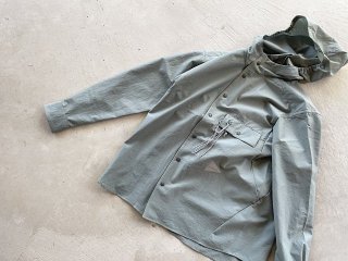 and wander   / dry breathable hoodie blue grey