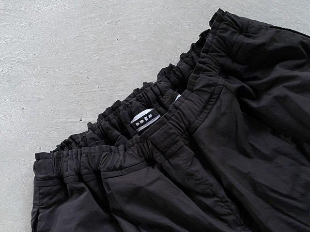 DDUD テーパードパンツ 95 Black サイズ4 D D U D / スターチコットン・タイプライター 9分丈 テーパード