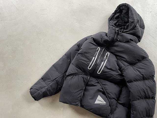 and wander アンド ワンダー / GRAMICCI × and wander down jacket black men - SALT