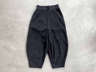 ALWEL 륦 / Fleece Peg Pants black