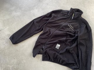 MOUNTAIN RESEARCH ޥƥꥵ / Octa JKT. black