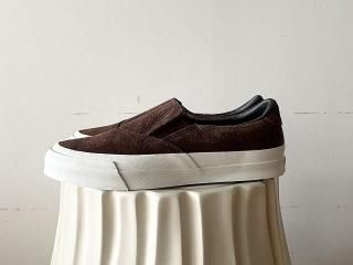 ASAHI  / BELTED SLIP-ON SUEDE brown
