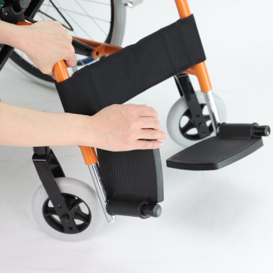 カドクラ 自走用車椅子 スニーカー 品番B104-AS
