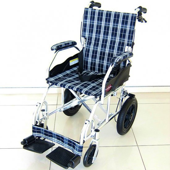 カドクラ 介助用車椅子 クラウド・ネイビーチェック 品番A604-ACBK