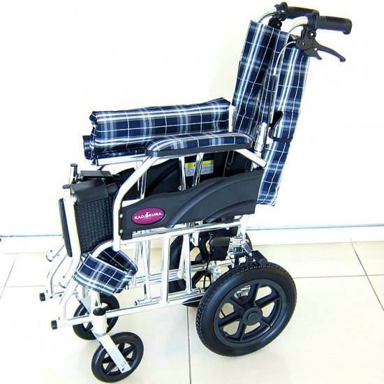 約105㎏車椅子カドクラ　クラウド・ネイビーチェック　品番　A604-ACBK