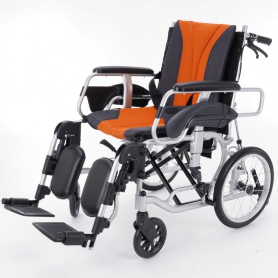カドクラ リクライニング用車椅子 カナリア 品番F701