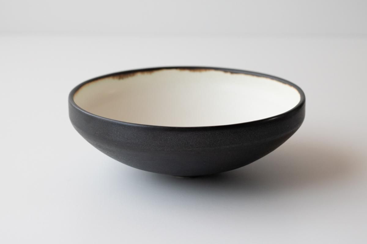 黒釉 平ボウル | 澤田 勇一朗 - HAMAMELIS