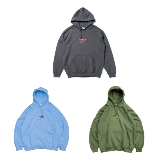 <img class='new_mark_img1' src='https://img.shop-pro.jp/img/new/icons15.gif' style='border:none;display:inline;margin:0px;padding:0px;width:auto;' />CandyGun PULLOVER hoodie