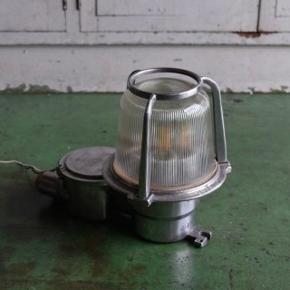 Industrial Lamp_A