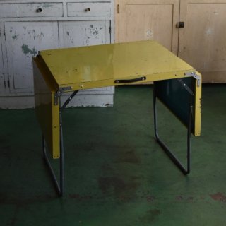 Folding Table 