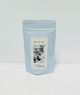 月ヶ瀬紅茶　緑茶品種の熟成タイプのブレンド紅茶。ほうじ茶を思わせる香り、日本的な紅茶です。