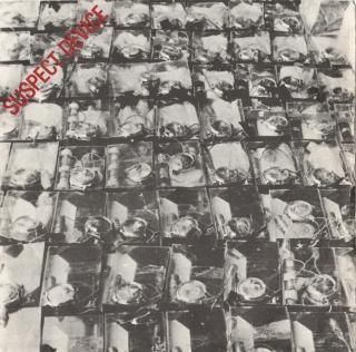 <img class='new_mark_img1' src='https://img.shop-pro.jp/img/new/icons15.gif' style='border:none;display:inline;margin:0px;padding:0px;width:auto;' />STIFF LITTLE FINGERS - Suspect Device