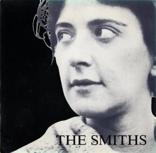 <img class='new_mark_img1' src='https://img.shop-pro.jp/img/new/icons15.gif' style='border:none;display:inline;margin:0px;padding:0px;width:auto;' />THE SMITHS - Girlfriend In A Coma