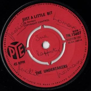 <img class='new_mark_img1' src='https://img.shop-pro.jp/img/new/icons15.gif' style='border:none;display:inline;margin:0px;padding:0px;width:auto;' />THE UNDERTAKERS - Just A Little Bit