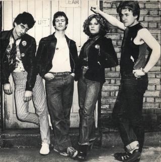 <img class='new_mark_img1' src='https://img.shop-pro.jp/img/new/icons15.gif' style='border:none;display:inline;margin:0px;padding:0px;width:auto;' />BLITZKREIG BOP - Let's Go