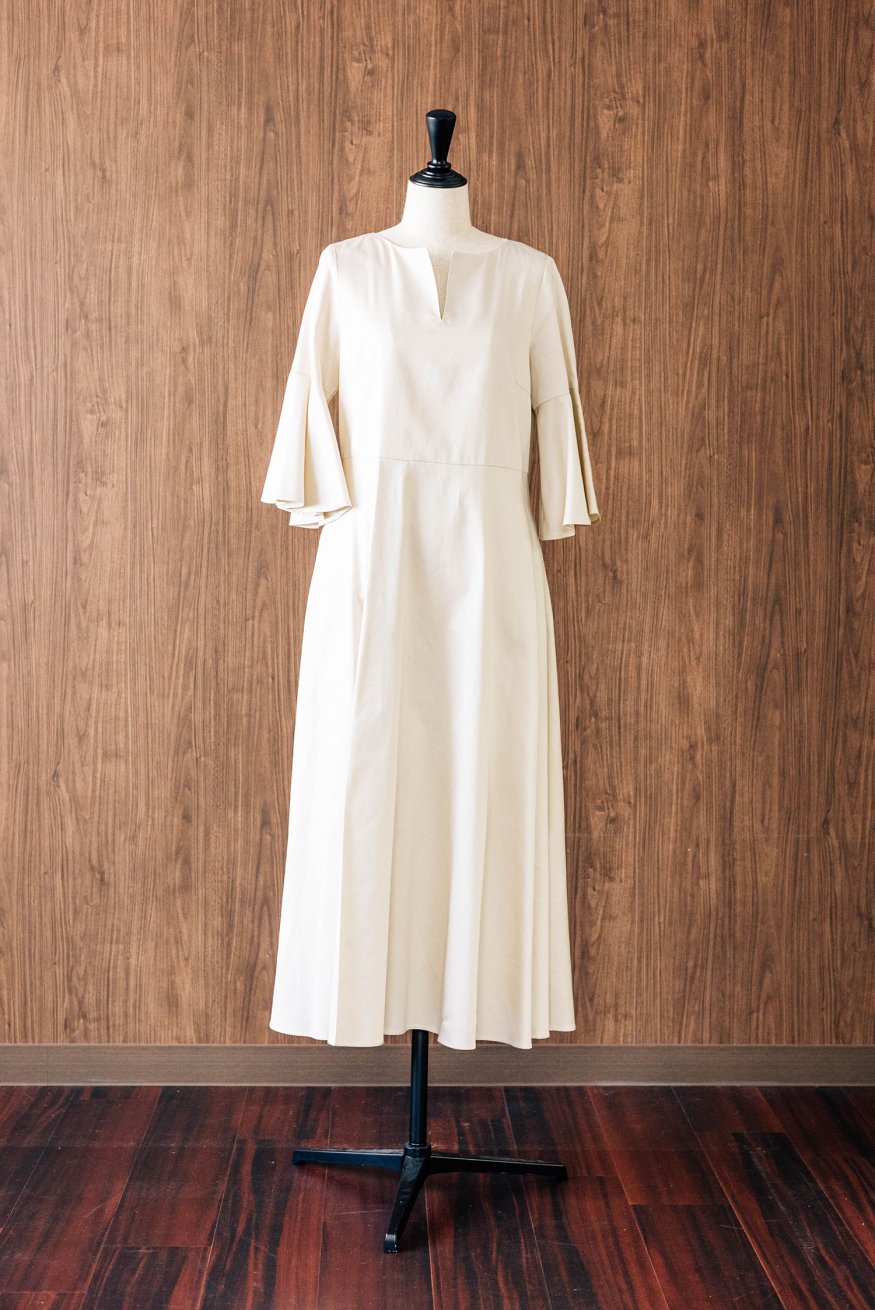 flare sleeve dress(ecru)
