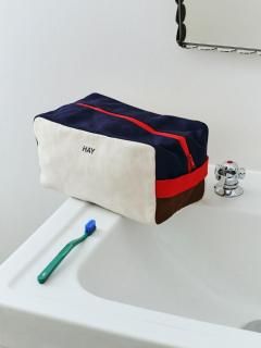 HAY / إ MULTI WASH BAG ʥޥ å ХåM<img class='new_mark_img2' src='https://img.shop-pro.jp/img/new/icons25.gif' style='border:none;display:inline;margin:0px;padding:0px;width:auto;' />