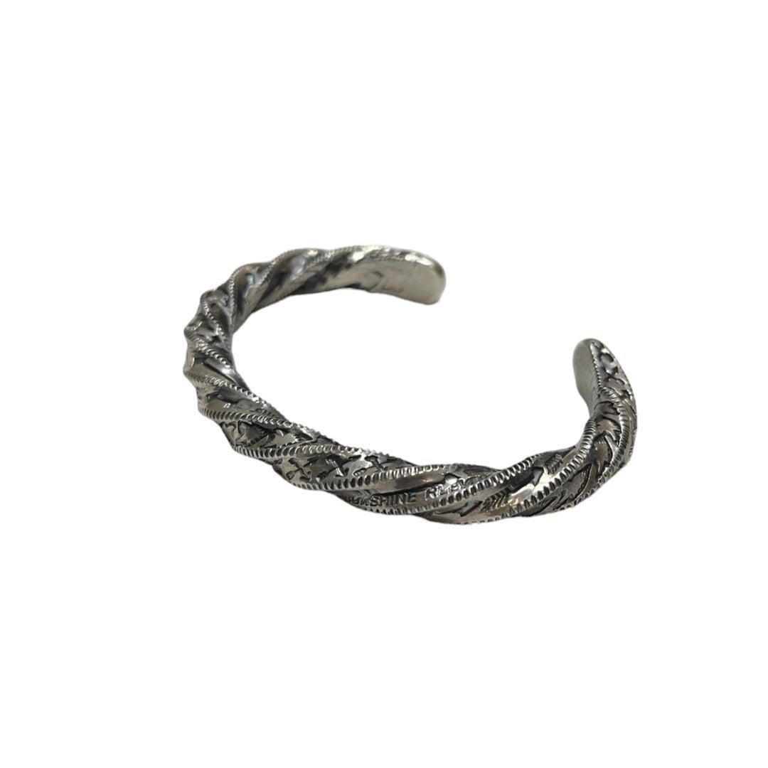 Sunshine Reeves (サンシャインリーブス) Silver Twist Bangle 【TQ-012】|  Fresno(フレズノ)公式通販サイト