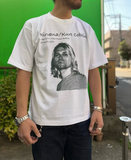 LIFE×SCREEN STARS BEST Print Tee Nirvana / Kurt Cobain White【2322SBTLF117】|  Fresno(フレズノ)公式通販サイト