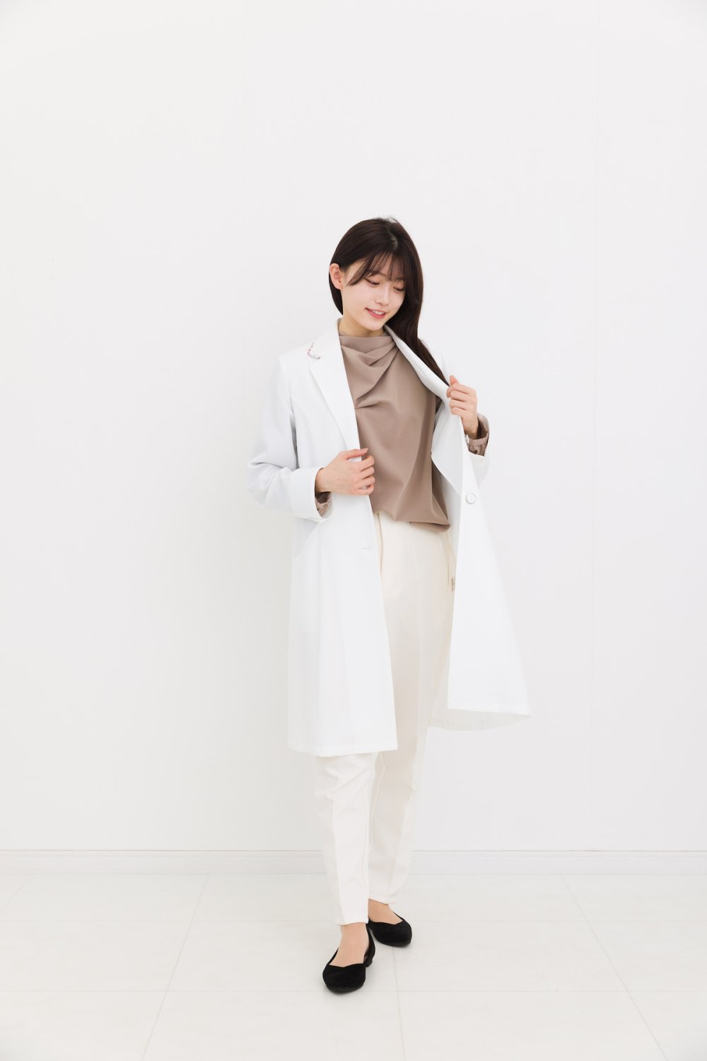 レディース白衣｜ラウンドコート - PD3002｜おしゃれな白衣の通販｜PROUD OF DOCTORS
