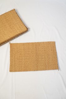 Place mat / ONE / IR-MT-2202