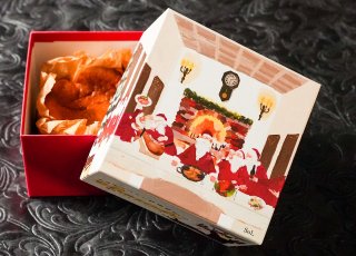 濃厚八女茶バスクチーズケーキ-クリスマス箱-（期間限定）の商品画像