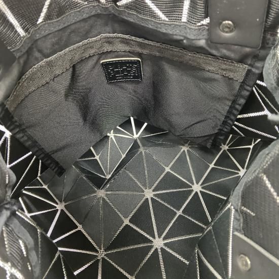 ISSEY MIYAKE】イッセイミヤケ BILBAO ビルバオ カーキ 花 鳥【中古