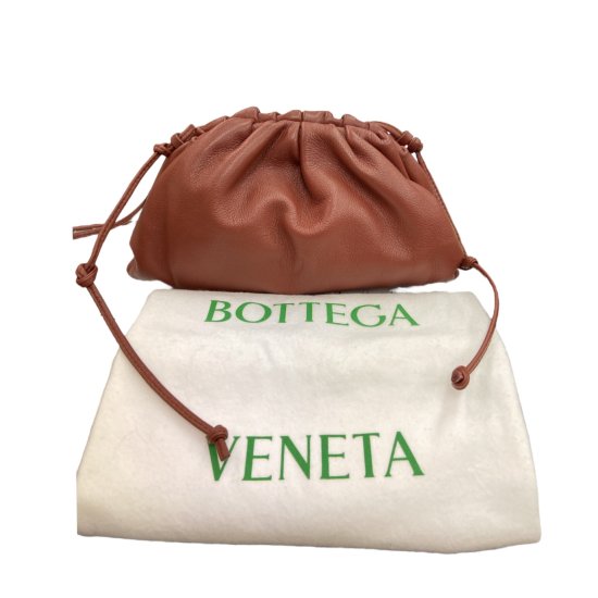 BOTTEGA VENETA】ボッテガヴェネタ ミニザ ポーチ レザー クラッチ