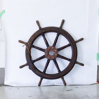 木製舵輪（ラット）