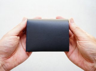 ネイビー - 【TSUKIKUSA公式オンラインショップ】コンパクトな革財布 