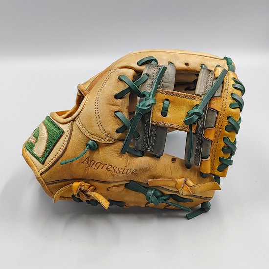 全紐交換済みグローブ】 スラッガー 軟式グローブ / 内野手用 型付け済 (slugger グラブ)[KA10|管理コード:002-02] - 野球 グローブ専門の通販サイト Re-Birthオンライン