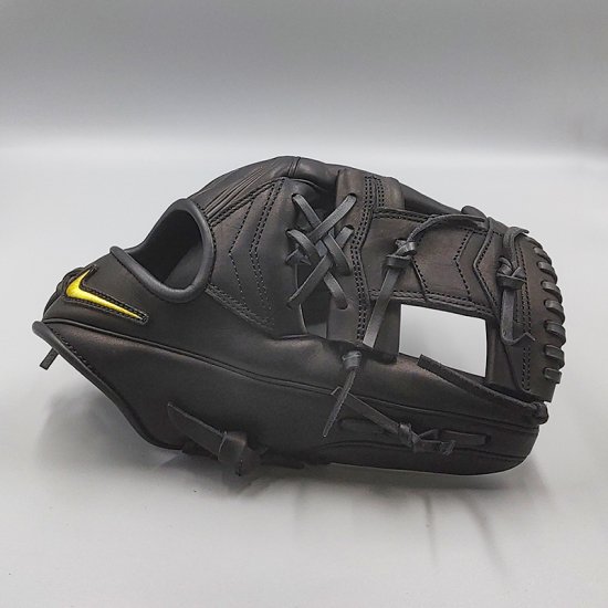 新品】 ナイキ 軟式グローブ / 内野手用 型付け無料付き (nike グラブ 