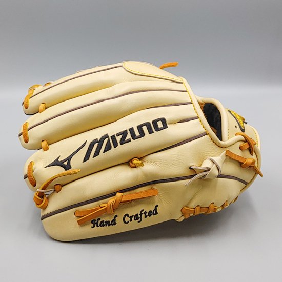 新古品】 ミズノ 硬式グローブ / 外野手用 型付け無料付き (mizuno