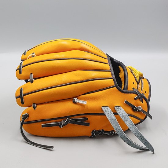 新古品】 ミズノ 軟式グローブ / 内野手用 無料型付け (mizuno グラブ) [XB25] - 野球グローブ専門の通販サイト  Re-Birthオンライン