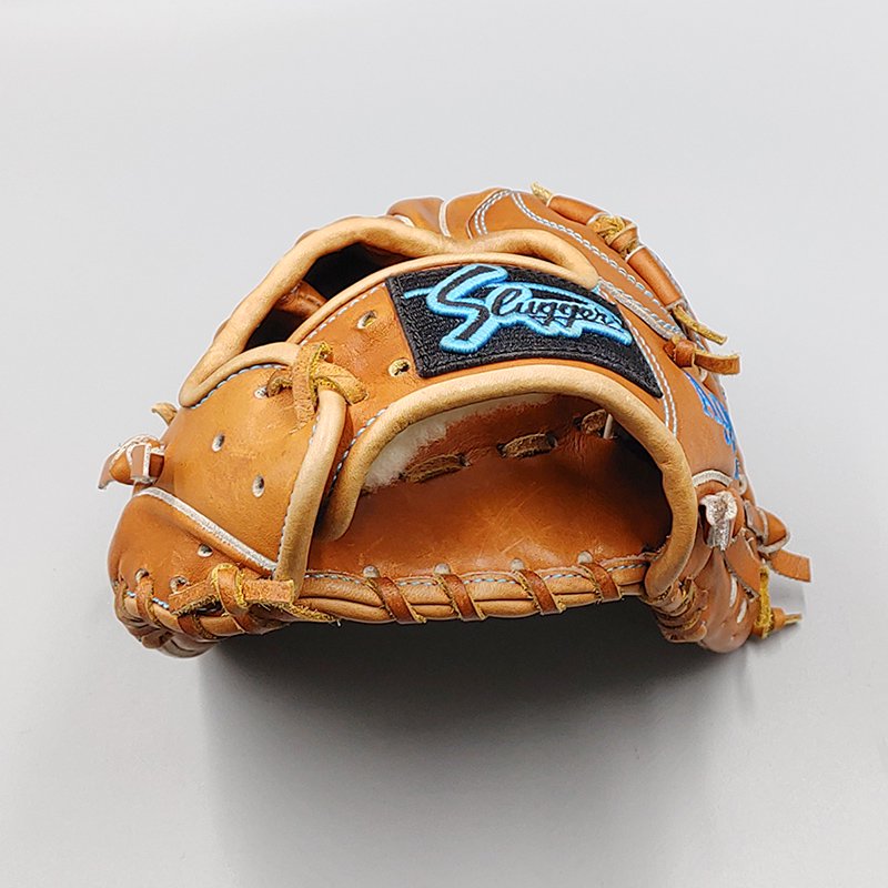 クリーニング済み 】 スラッガー 軟式グローブ / 内野手用 型付け済み (slugger グラブ)[WE786] - 野球グローブ専門の通販サイト  Re-Birthオンライン