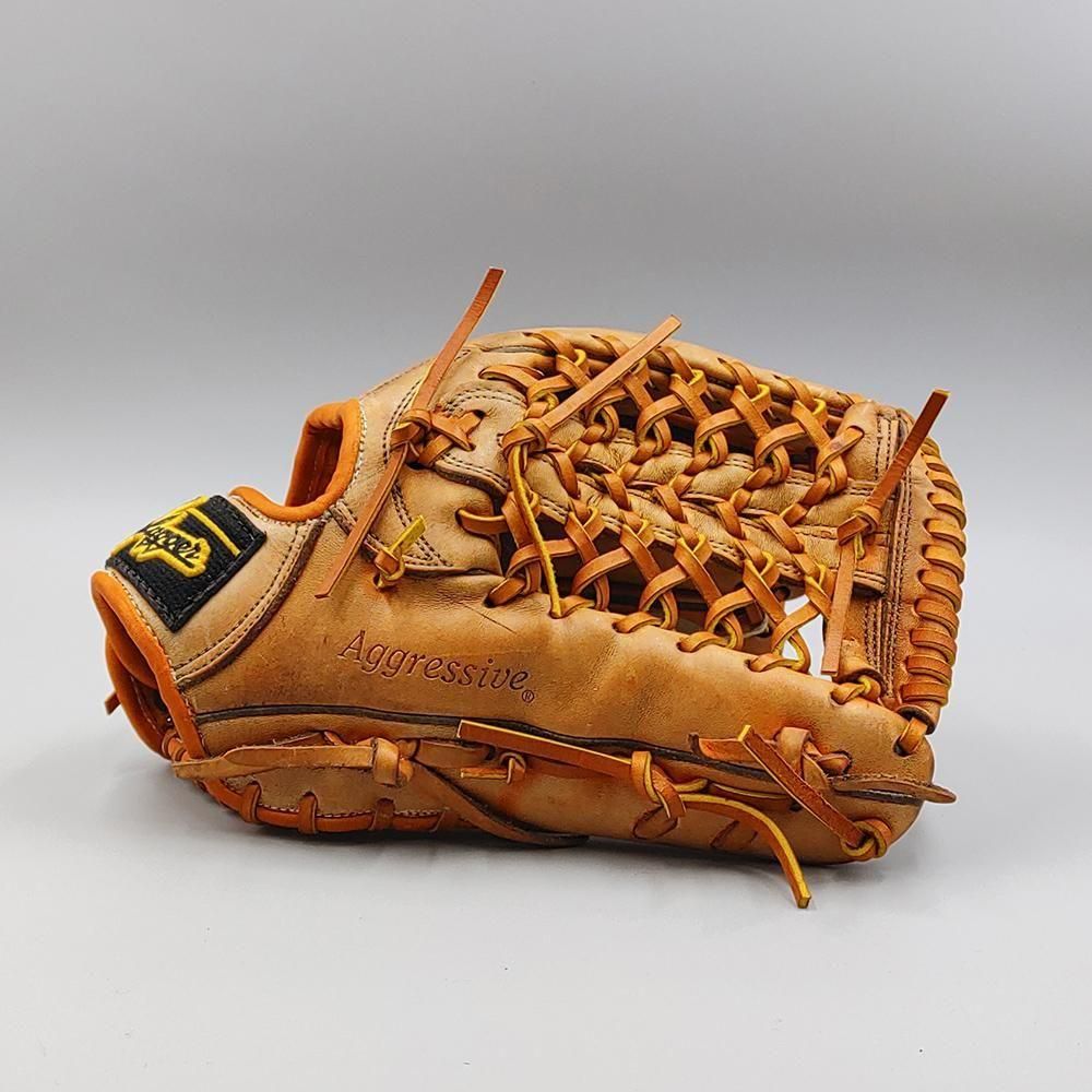 ڹżбåץ졼ɺ (⹻б) å ż /  դѤ (slugger ) [NI105]
