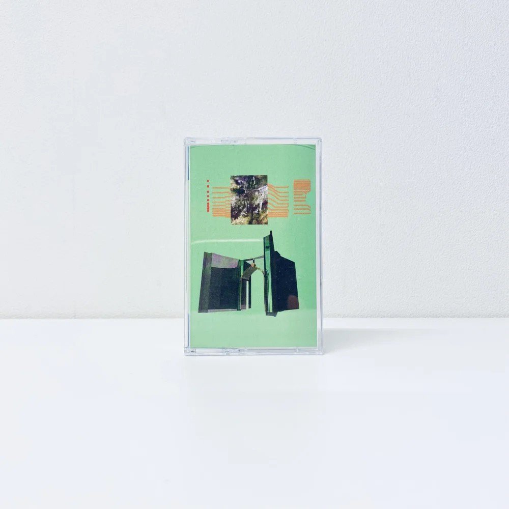 EXTRA PRESENCE [Cassette]