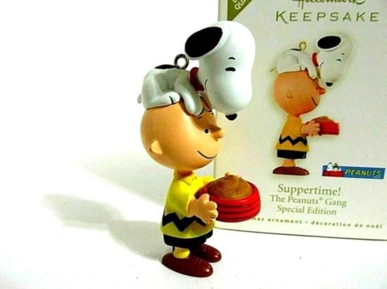 【美品】Hallmark PEANUTS スヌーピー フィギュア Hallmark スヌーピー フィギュア Snoopy & Lucy スケート 箱付