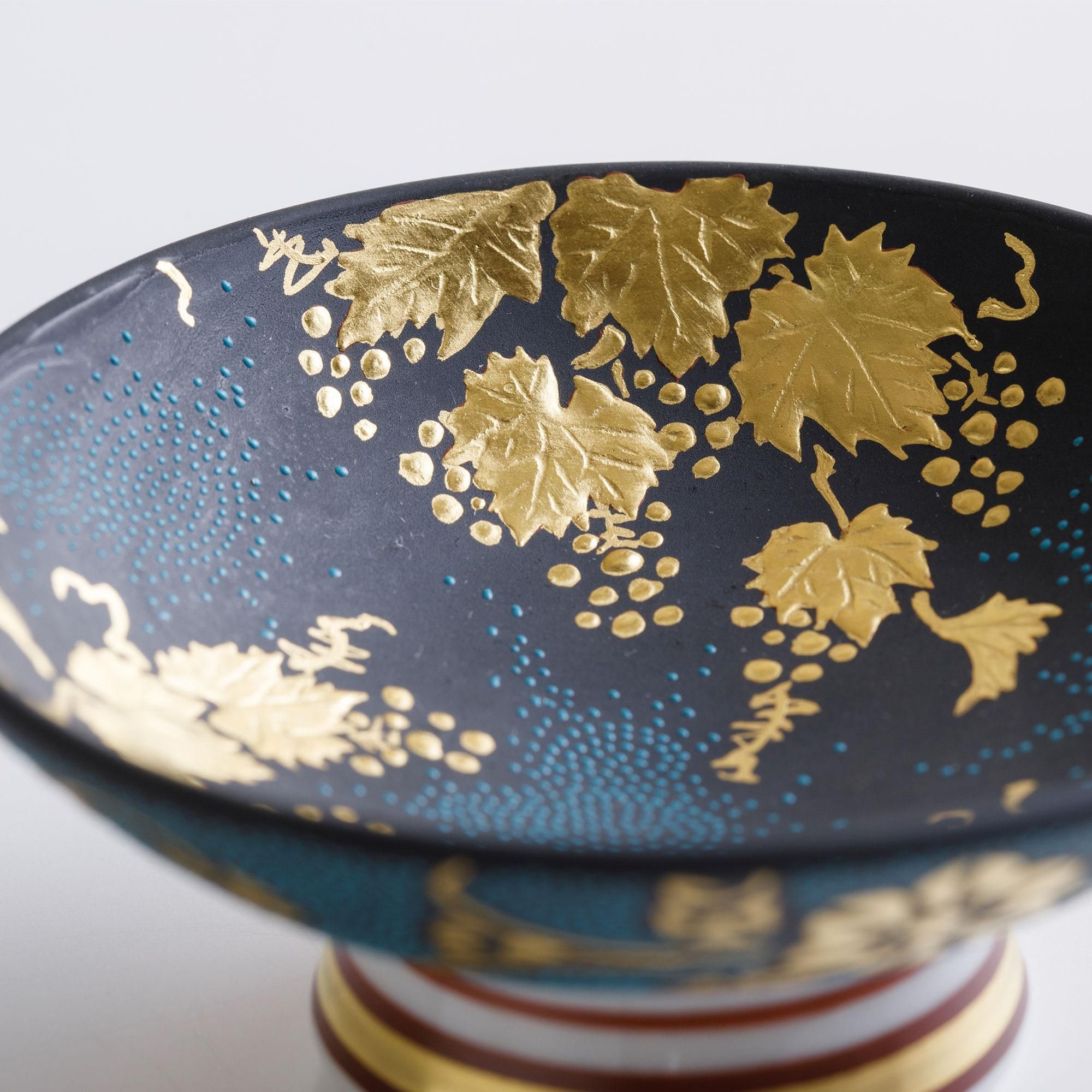 お値下げしました、九谷　金山銘　菊割　盃 お値下げしました、九谷 金山銘 菊割 盃 お値下げしました、九谷